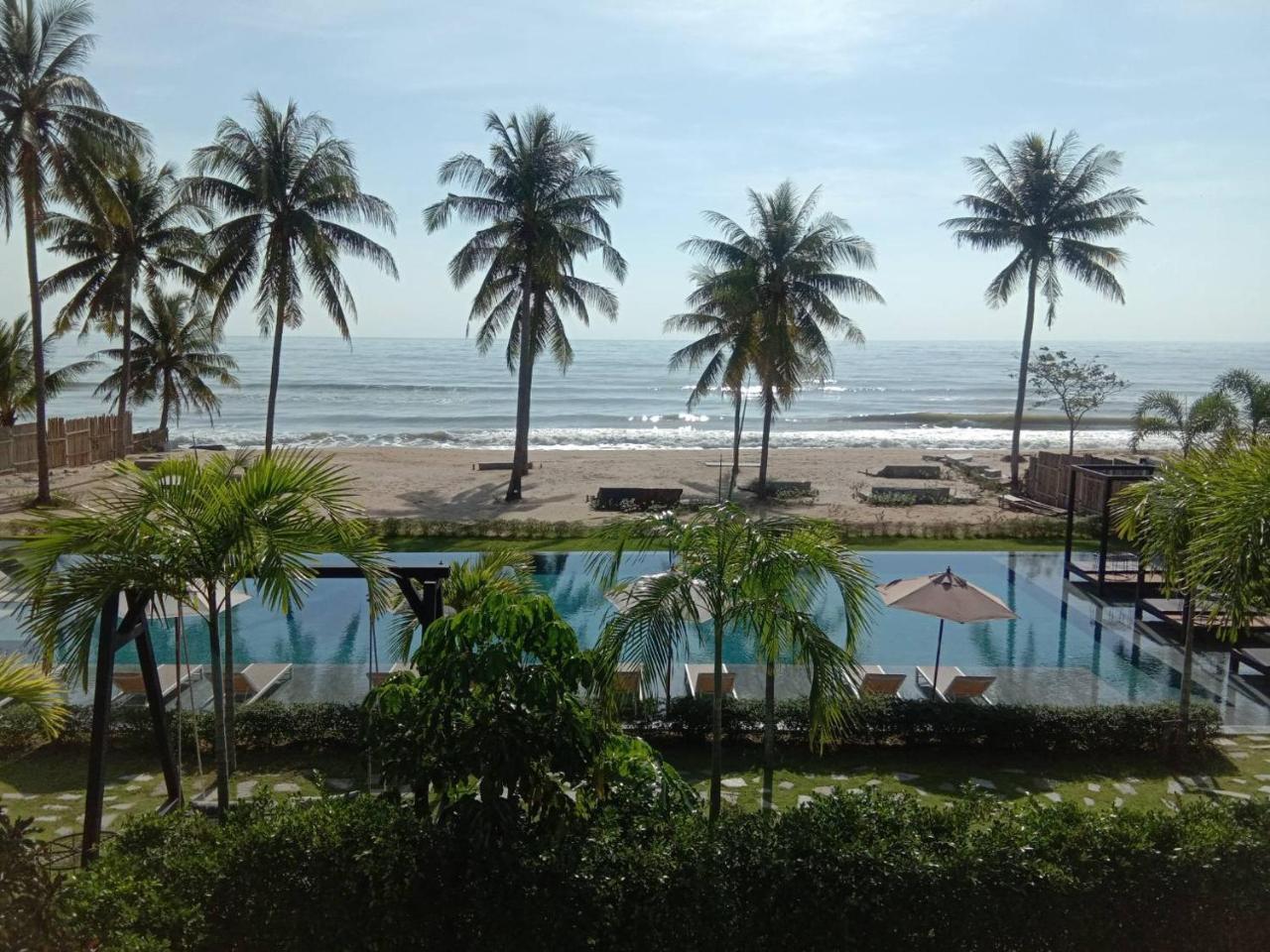 Tungtong Beach Villas Thap Sakae Dış mekan fotoğraf